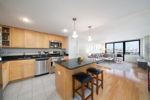 700 Grove St in Jersey City, NJ - Building Photo