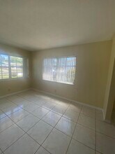1462 7th St in West Palm Beach, FL - Building Photo - Building Photo