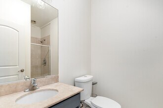 641 E 50th St in Chicago, IL - Building Photo - Building Photo