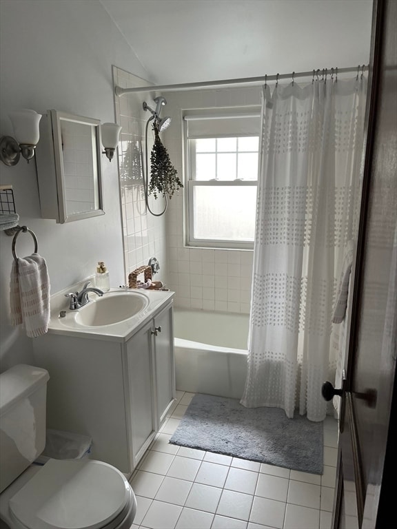 21 Clark Rd, Unit 2 in Brookline, MA - Building Photo - Building Photo