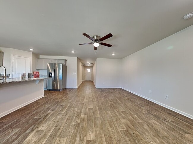 property at 1643 Commendable Ct