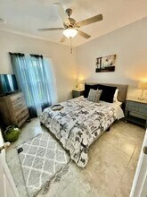 858 Rue Labeau Cir in Ft. Myers, FL - Foto de edificio - Building Photo