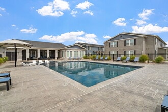 The Avery Apartment Homes in Farmington, MO - Building Photo - Building Photo