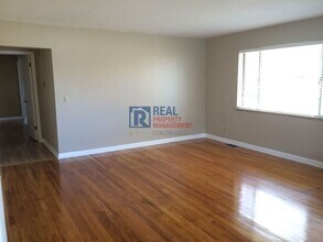 2416 S Jasmine St in Denver, CO - Building Photo - Building Photo