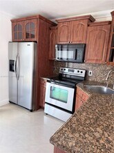 5460 W 21st Ct in Hialeah, FL - Building Photo - Building Photo