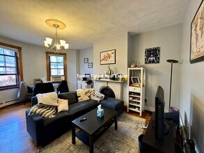 95 E Brookline St, Unit 3 in Boston, MA - Foto de edificio - Building Photo
