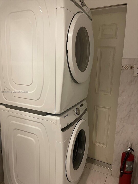 7342 Gary Ave-Unit -7342 in Miami Beach, FL - Building Photo
