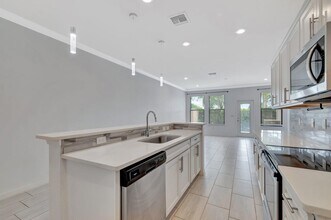 2854 Bard St in Palm Springs, FL - Building Photo - Building Photo