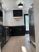 815 E Jefferson St in Bloomington, IL - Building Photo