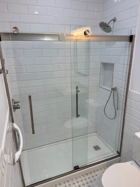 73 Stanhope St, Unit 1 in Brooklyn, NY - Foto de edificio - Building Photo