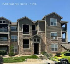 2900 Blue Sky Cir in Erie, CO - Building Photo