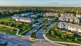 4611 NW 118th Ave in Coral Springs, FL - Building Photo