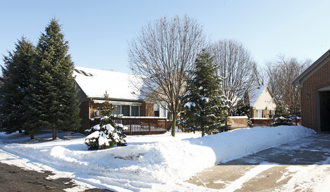 Glen Abbey in Taylor, MI - Building Photo - Building Photo