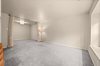 1408 Black Walnut Dr in Phoenixville, PA - Foto de edificio - Building Photo