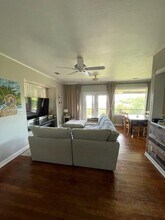 21300 Crestmont in Spicewood, TX - Building Photo - Building Photo