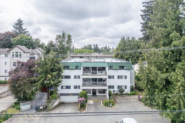 33464 George Ferguson Way in Abbotsford, BC - Building Photo - Building Photo