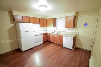 3006 Sunset Dr in Evans, CO - Building Photo - Building Photo