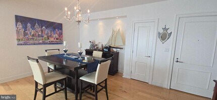 717 S Christopher Columbus Blvd in Philadelphia, PA - Building Photo - Building Photo