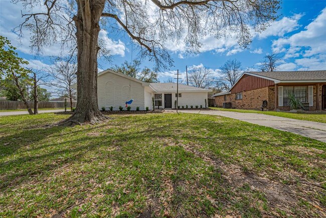 11603 Leader St in Houston, TX - Building Photo - Building Photo
