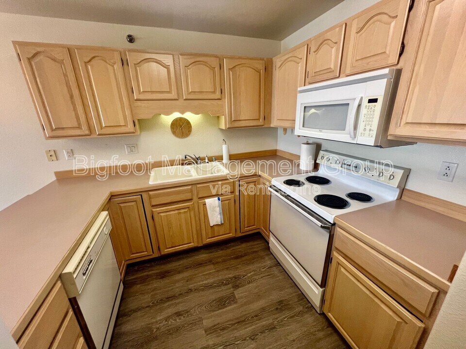 1701 Prospect Ave in Helena, MT - Building Photo
