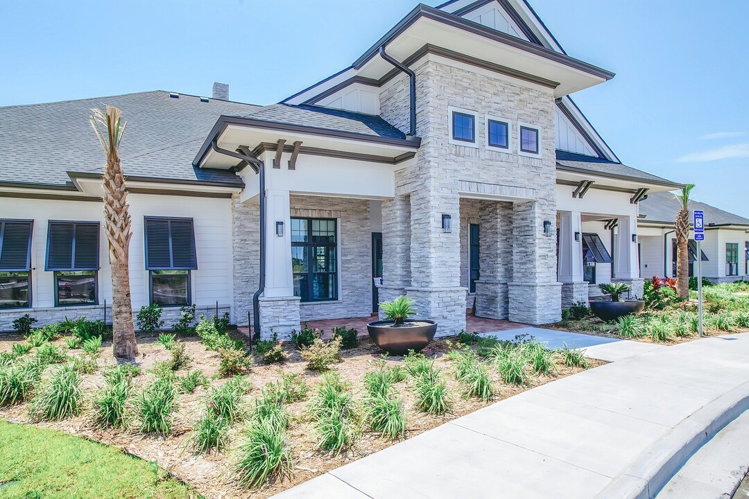 Vintage Brunswick Apartments in Brunswick, GA - Building Photo