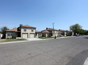 Marymead Park Apartments in Marysville, CA - Building Photo - Building Photo