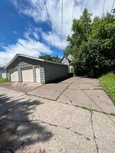 822 E 10th St in Duluth, MN - Building Photo - Building Photo