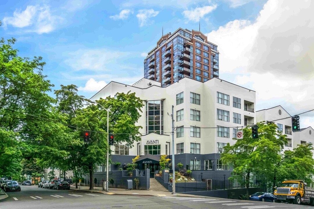 Avanti in Seattle, WA - Building Photo