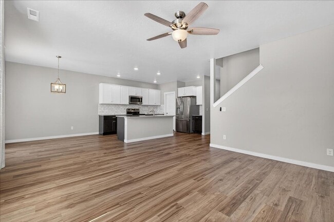 339 S Sunset Point Way in Meridian, ID - Building Photo - Building Photo