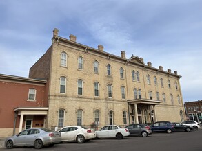 Nicollet House in St. Peter, MN - Building Photo - Building Photo