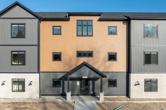 Post Dr. Flats in Belmont, MI - Building Photo - Building Photo