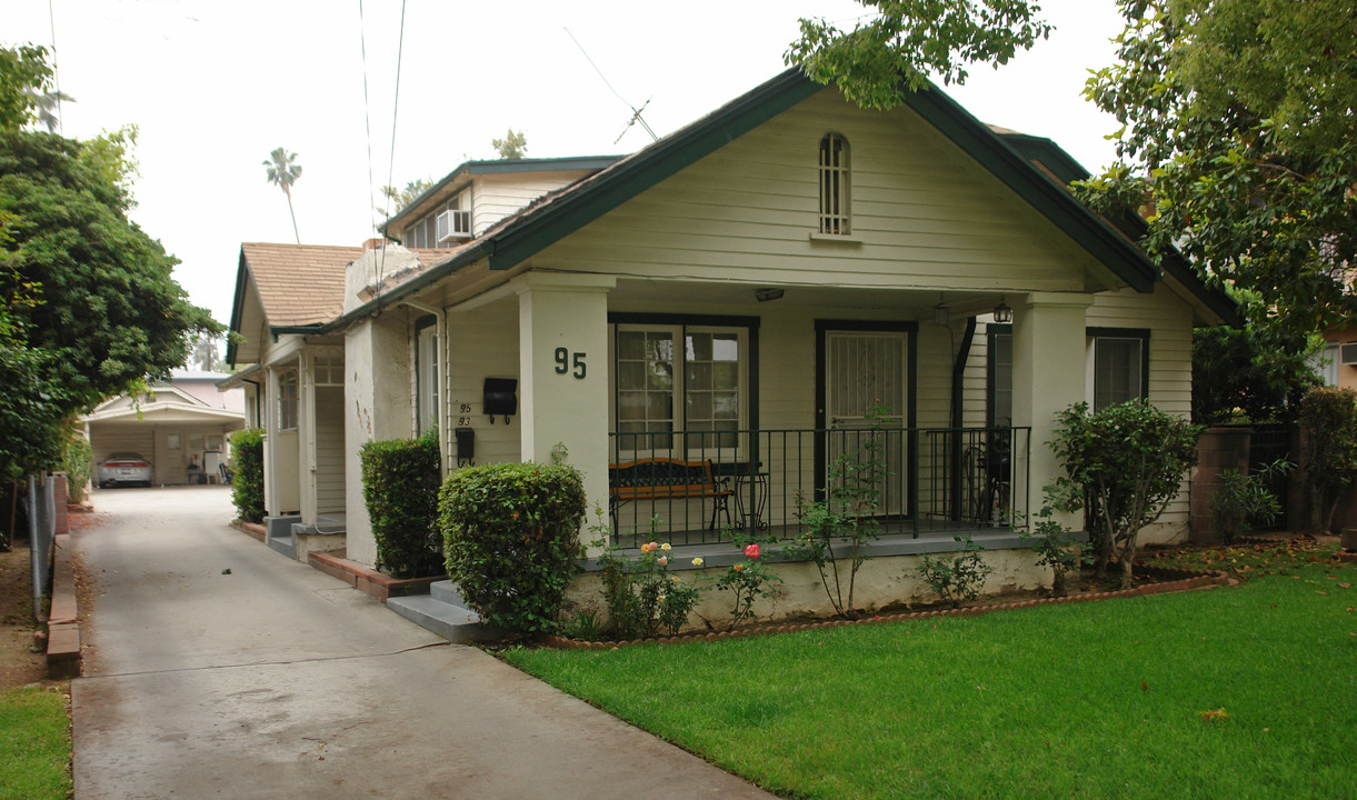 95 Sierra Bonita Ave in Pasadena, CA - Building Photo