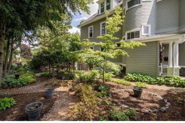 73 Hoyle St in Norwood, MA - Building Photo - Building Photo