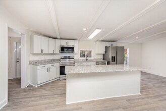 130 Old Lowesville Rd in Stanley, NC - Building Photo - Building Photo