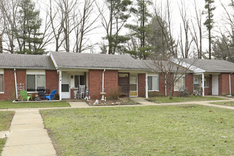 Andover Apartments in Andover, OH - Building Photo - Building Photo