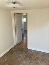 1625 Navarre Rd SW in Canton, OH - Building Photo - Building Photo