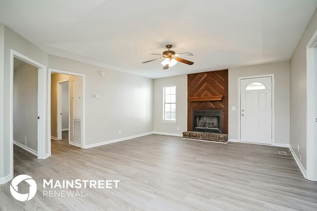 600 Arbor Ct in La Vergne, TN - Building Photo - Building Photo