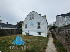 1715 Parkview Ave in Whiting, IN - Building Photo - Building Photo