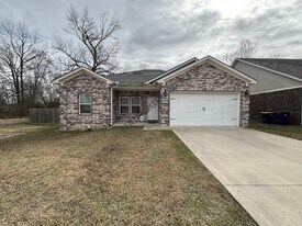 30 Woodhaven Dr in Cabot, AR - Building Photo