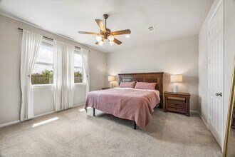 13317 Emerald Mallard Dr in La Marque, TX - Building Photo - Building Photo