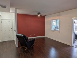 7132 Rochester Ave in Chilliwack, BC - Building Photo - Building Photo
