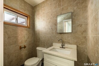 92 Herkimer St in Bridgeport, CT - Building Photo - Building Photo