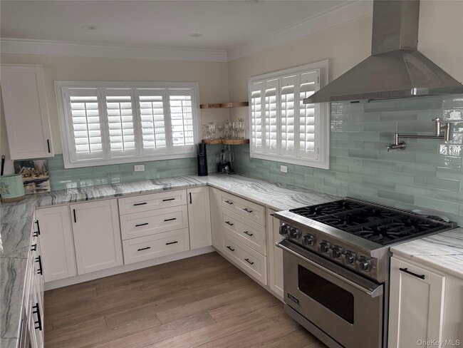 2 Bay 9th St in West Islip, NY - Building Photo - Building Photo