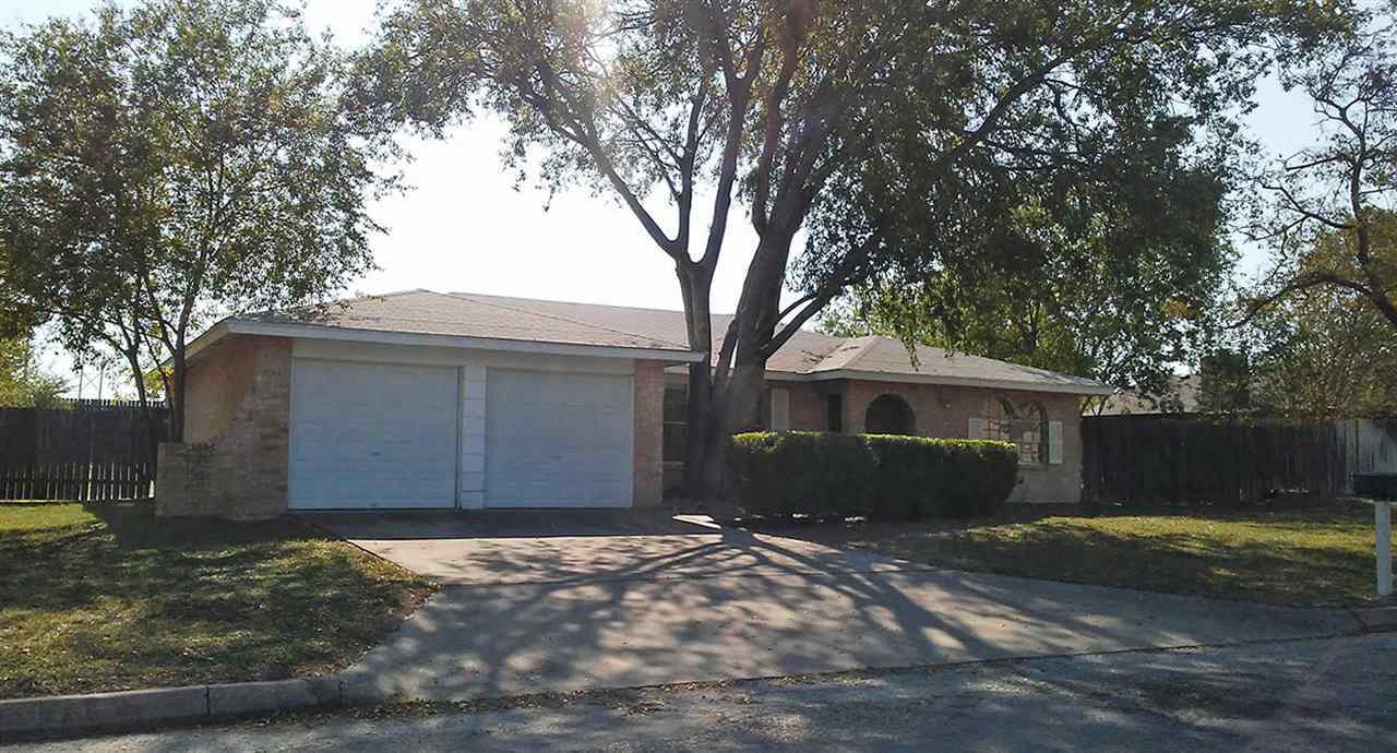 96 Flint Rock Trail in Del Rio, TX - Building Photo