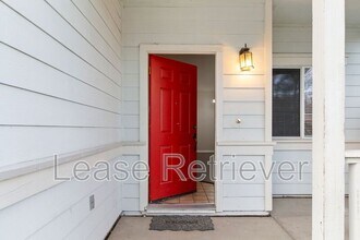 1943 Remembrance Ln in Tracy, CA - Building Photo - Building Photo