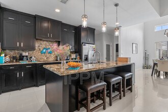 1622 Helena Dr in Harlingen, TX - Building Photo - Building Photo