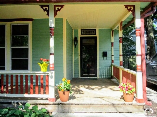 1627 New Hampshire St in Lawrence, KS - Building Photo - Building Photo
