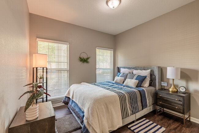 Highland Ridge in Manhattan, KS - Building Photo - Building Photo