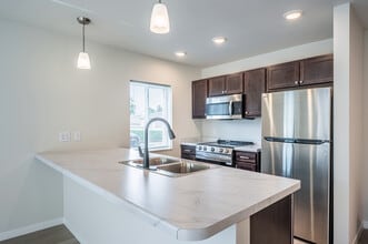 The Arnie Apartments in Rio, WI - Foto de edificio - Interior Photo