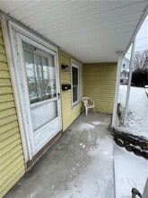 108 Oak St in Naugatuck, CT - Building Photo - Building Photo